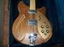 Rickenbacker 360/12 RCA, Natural Walnut: Body - Front