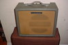 Rickenbacker M-11/amp , Gray: Headstock