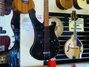 Rickenbacker 4003/4 Shadow, Jetglo: Body - Front