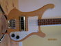 Rickenbacker 4000/4 , Mapleglo: Body - Front