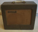 Rickenbacker M-8/amp , Gray: Headstock