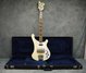 Rickenbacker 4001/4 WT, White: Free image