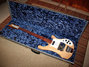Rickenbacker 4001/4 V63, Mapleglo: Close up - Free2