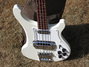 Rickenbacker 4001/4 V63, White: Free image2