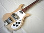 Rickenbacker 4001/4 C64, Mapleglo: Close up - Free2