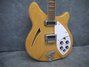 Rickenbacker 360/6 , Mapleglo: Body - Front