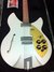 Rickenbacker 330/6 f hole, Pearl White: Body - Front