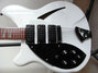Rickenbacker 370/12 BH BT, White: Body - Front