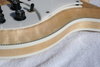 Rickenbacker 381/6 V69, Mapleglo: Close up - Free2