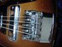 Rickenbacker 4001/4 BT, Walnut: Close up - Free2