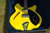 Rickenbacker 330/6 Refin, TV Yellow: Body - Front
