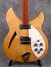 Rickenbacker 330/6 , Mapleglo: Body - Front