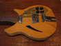 Rickenbacker 335/6 Capri, Natural: Body - Front