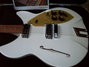 Rickenbacker 1997/6 f hole, Pearl White: Neck - Rear