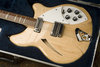 Rickenbacker 360/12 , Mapleglo: Body - Front