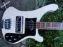 Rickenbacker 4001/4 BT, White: Body - Front