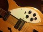 Rickenbacker 360/12 V64, Mapleglo: Body - Front