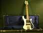 Rickenbacker 4001/4 BT, White: Free image