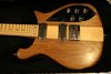 Rickenbacker 650/6 Dakota, Natural Walnut: Body - Front