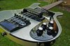 Rickenbacker 4003/4 BH BT, Silver: Close up - Free2