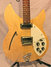 Rickenbacker 330/6 , Mapleglo: Body - Front
