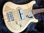 Rickenbacker 4000/4 , Natural: Close up - Free2