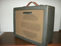 Rickenbacker M-11/amp , Gray: Headstock
