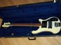 Rickenbacker 4001/4 FL, White: Close up - Free2