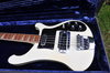 Rickenbacker 4001/4 BT, White: Body - Front