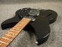 Rickenbacker 330/6 BT, Jetglo: Neck - Front