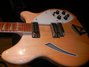 Rickenbacker 360/12 , Mapleglo: Close up - Free2