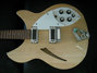 Rickenbacker 330/6 , Mapleglo: Body - Front