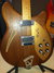 Rickenbacker 360/6 RCA, Natural Walnut: Body - Front