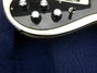 Rickenbacker 4001/4 BT, White: Close up - Free2