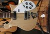 Rickenbacker 620/6 , Mapleglo: Body - Front