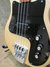 Rickenbacker 3001/4 BT, Mapleglo: Close up - Free2