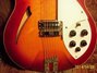 Rickenbacker 360/12 V64, Fireglo: Body - Front