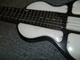 Rickenbacker B/6 LapSteel, Black: Close up - Free2