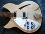 Rickenbacker 330/6 , Mapleglo: Body - Front