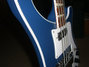 Rickenbacker 4001/4 , Azureglo: Close up - Free2