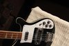 Rickenbacker 4001/4 , Jetglo: Close up - Free2