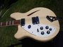 Rickenbacker 360/6 , Mapleglo: Body - Front