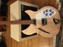 Rickenbacker 330/6 , Mapleglo: Body - Front