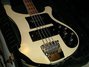 Rickenbacker 4001/4 BT, White: Body - Front