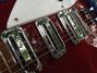 Rickenbacker 350/6 V63, Burgundy: Close up - Free2