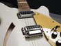 Rickenbacker 360/6 SPC, Snowglo: Close up - Free