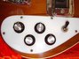 Rickenbacker 4001/4 , Walnut: Close up - Free2