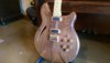 Rickenbacker 380/6 Laguna, Natural Walnut: Body - Front