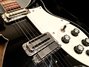 Rickenbacker 381/6 V69, Jetglo: Close up - Free