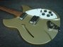 Rickenbacker 330/6 , Desert Gold: Free image2